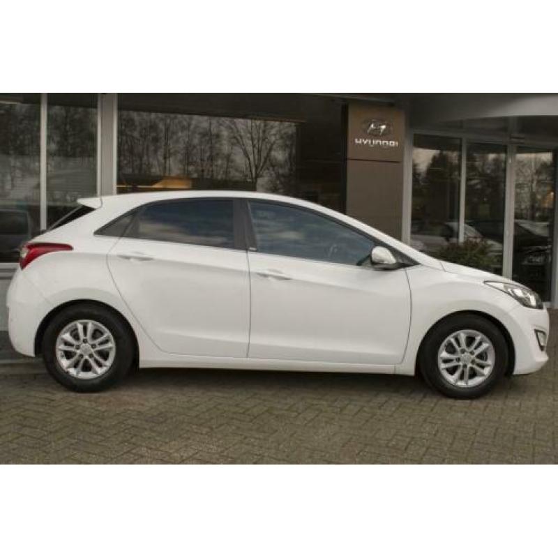 Hyundai i30 1.6 GDi GO! 1e Eigenaar | Navigatie