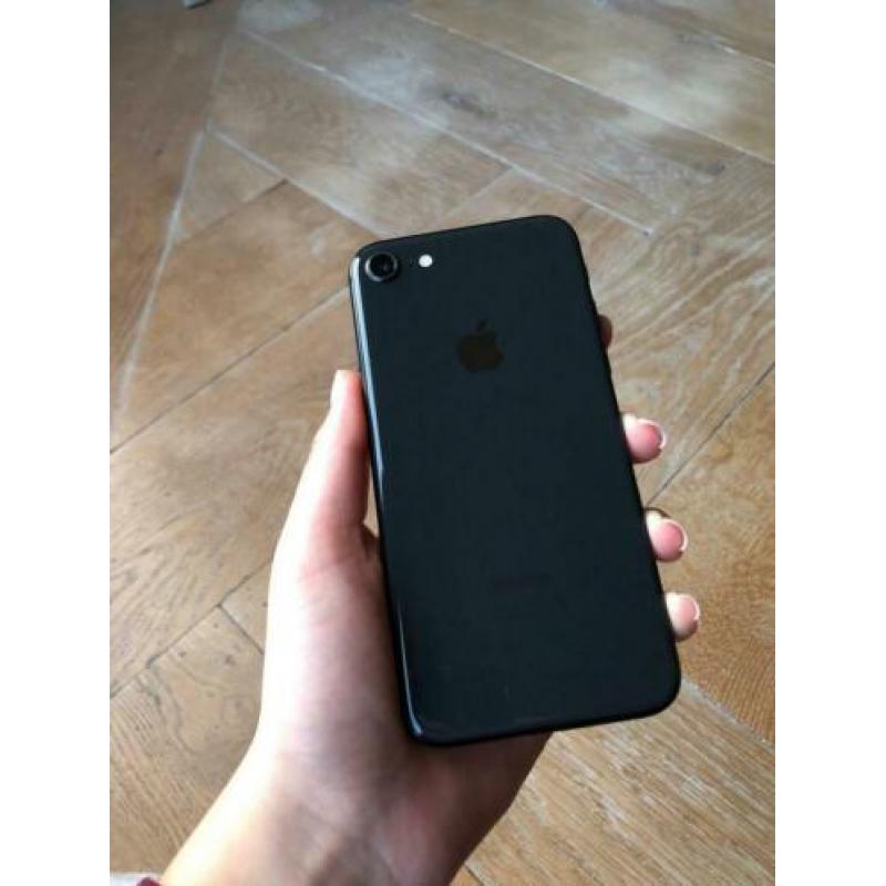 iPhone 8