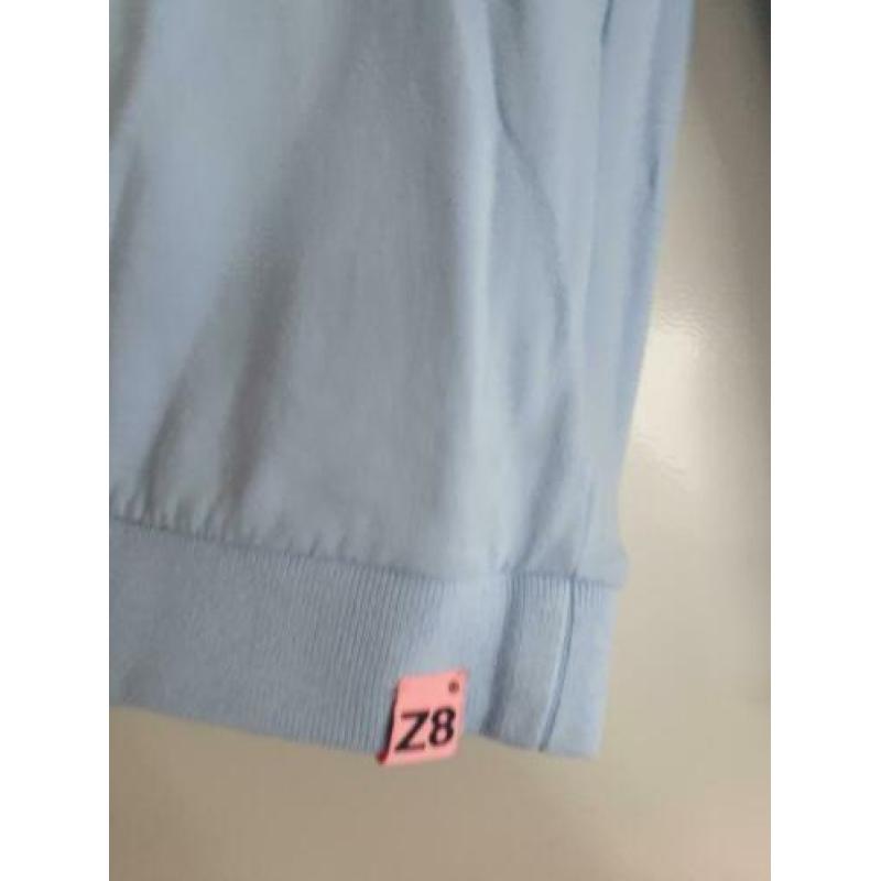 Z8 trui licht blauw maat 128/134