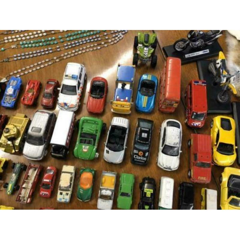 Partij auto’s Corgi Matchbox Dinkytoy etc. etc. Verzameling