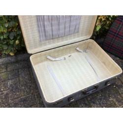 Oude decoratieve koffer jaren 60