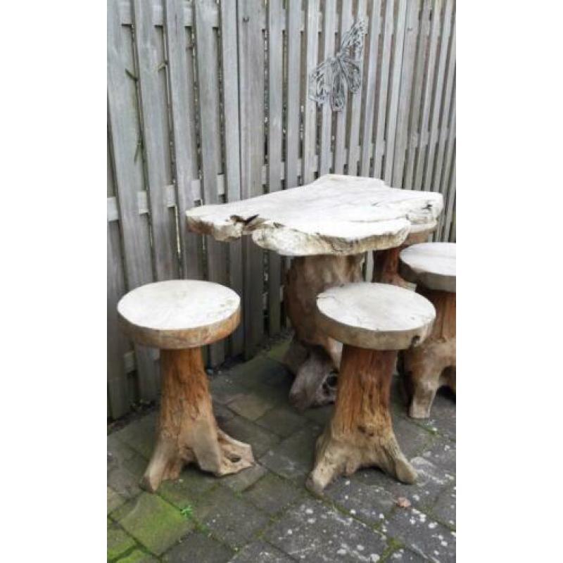 Tuin boomstam bar tafel set