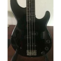 Yamaha BB 350F fretloze bas