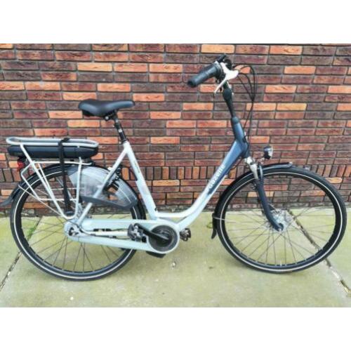 Gazelle Grenoble C7 elektrische damesfiets met middenmotor