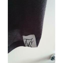 2 Merk shirts van Criminal Damage en 1 Siksin maat M