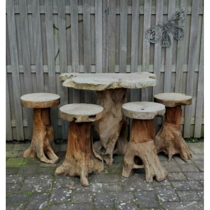 Tuin boomstam bar tafel set