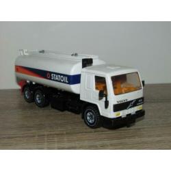 Siku 2524, Volvo FL10 Intercooler ''STATOIL'' Tankwagen