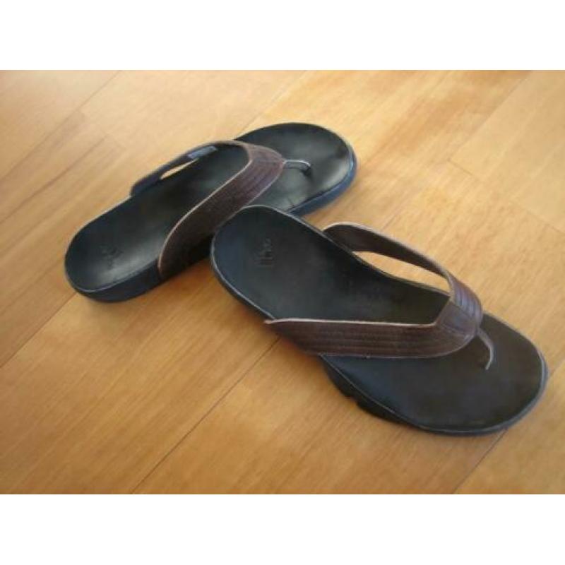 Comfortabele bruin leren teenslippers ADIDAS maat 9 snazzeys