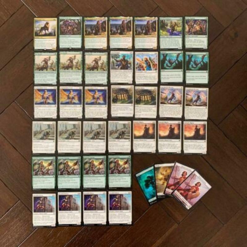 4x Theros Speeldecks van het spel Magic the Gathering
