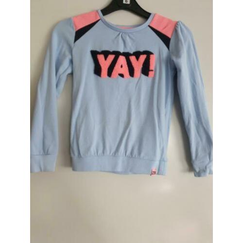 Z8 trui licht blauw maat 128/134
