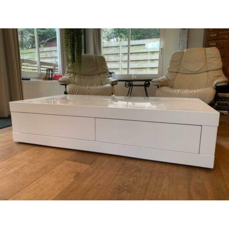Salontafel hooglans wit design 150x80x35 (Goosens)