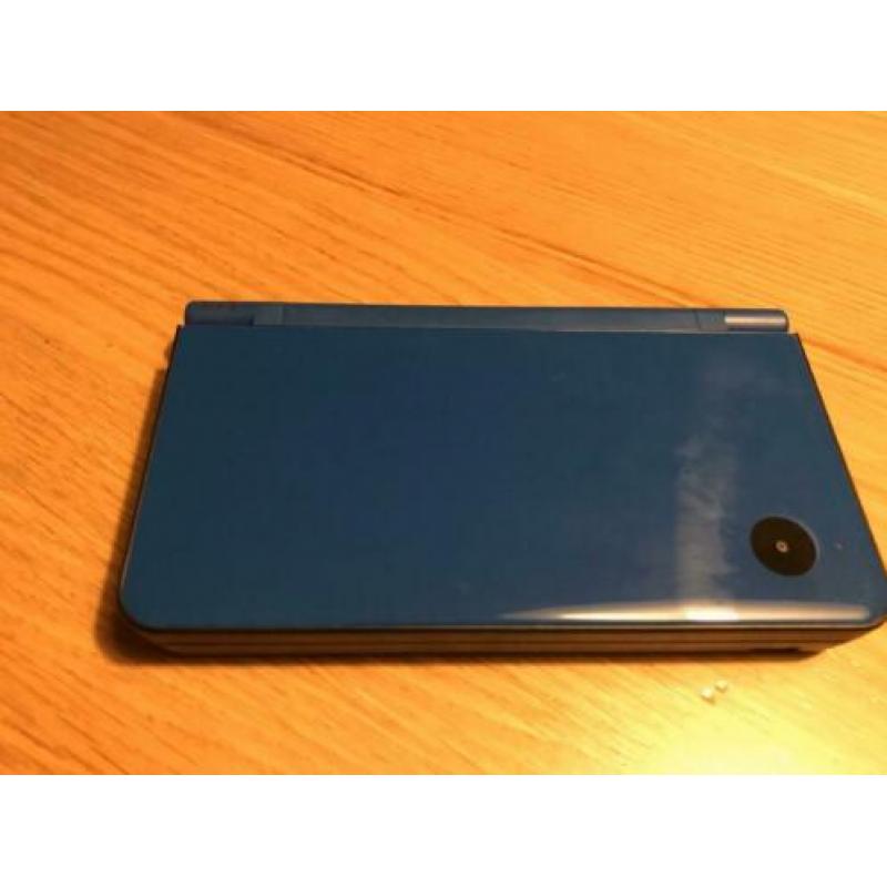 Nintendo dsi xl inclusief r4 veel games.