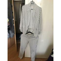 Leuk dames pak maat M / 38