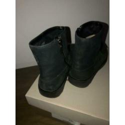 Fitflop nubuck laarsje mt 38 zwart