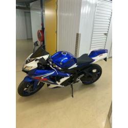 Suzuki gsxr 750 k8