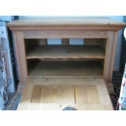 geloogd eiken tv kast B92 D44 H62 cm