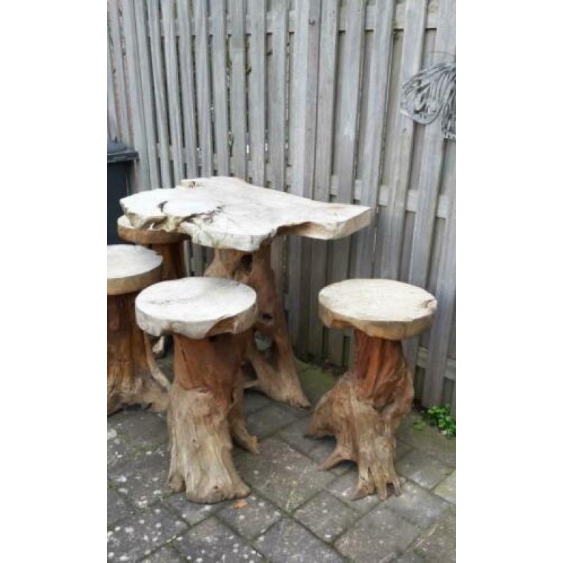 Tuin boomstam bar tafel set