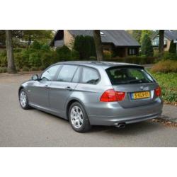 BMW 3-serie Touring 320i Business Line/cruise/MFS/dealer ond
