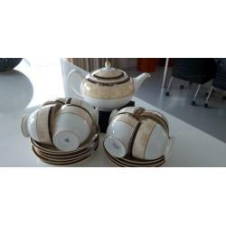 Wedgwood cornucopia theepot