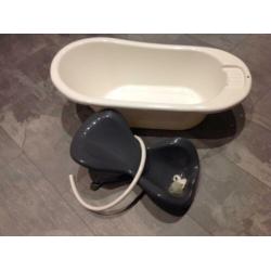 Te koop babybadje kompleet
