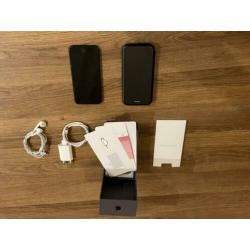 IPhone 8 - 64 GB - zwart - incl. hoesje - alle toebehoren