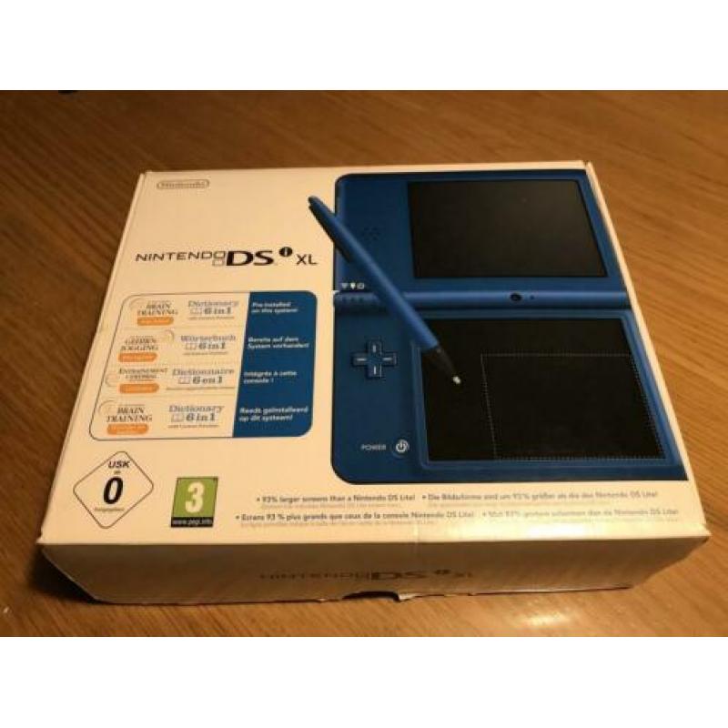 Nintendo dsi xl inclusief r4 veel games.
