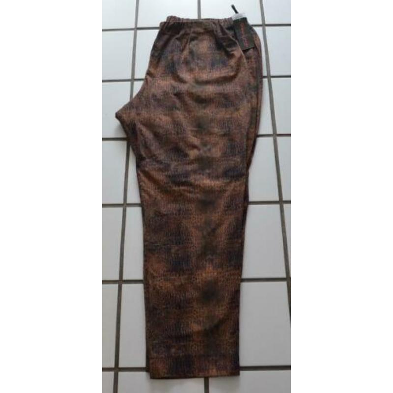 NIEUW m.label: pracht SEMPRE PIU stretchbroek m. print mt 56