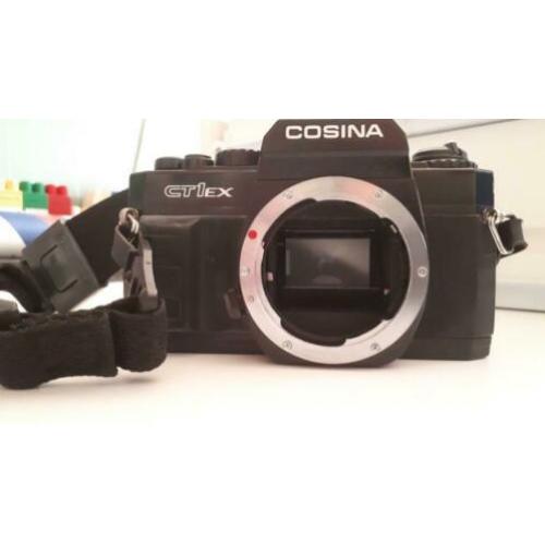 (analoge) Spiegelreflex camera met toebehoren