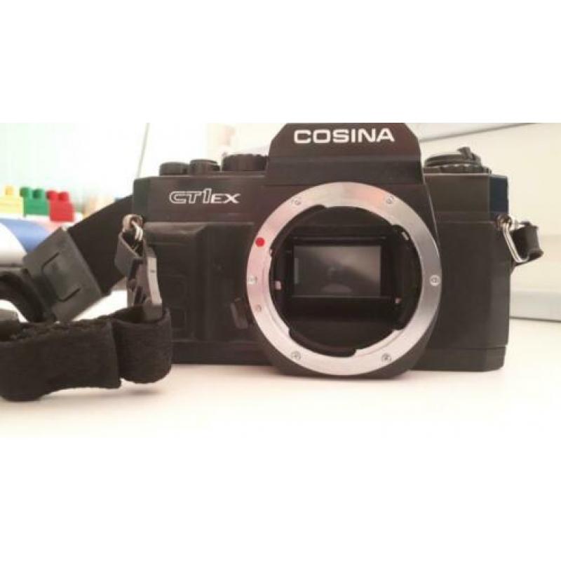 (analoge) Spiegelreflex camera met toebehoren