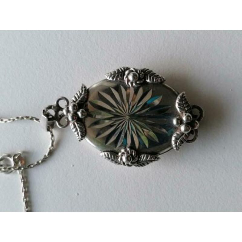 Antieke zilveren medaillon & zilveren ketting