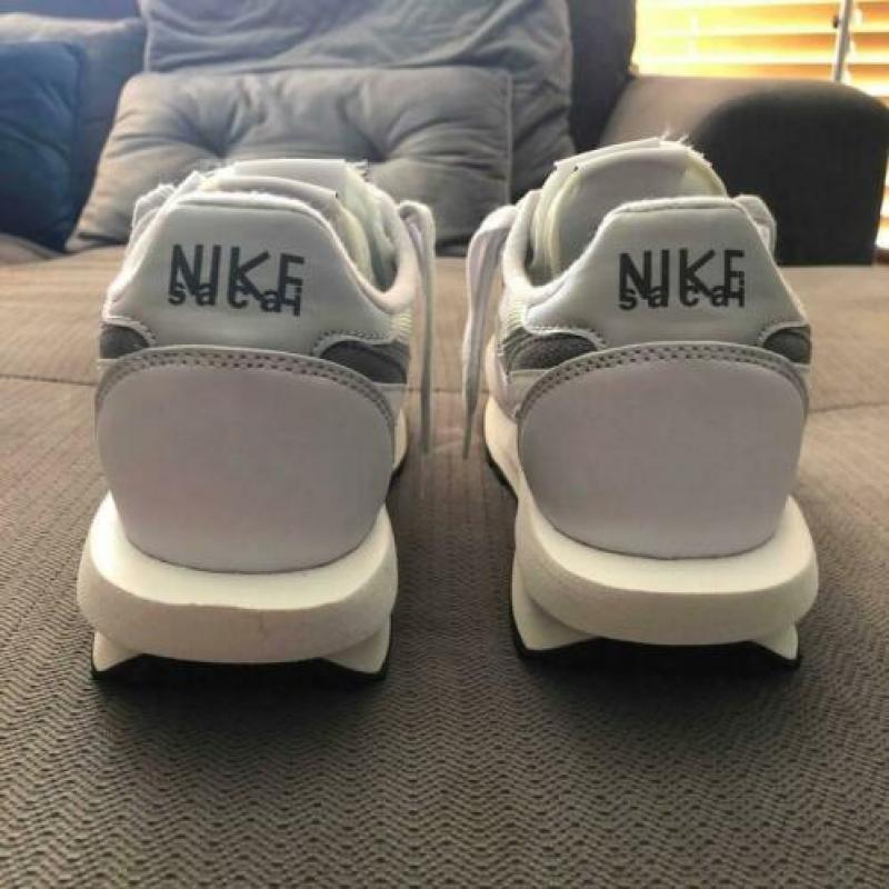 Nike waffle sacai