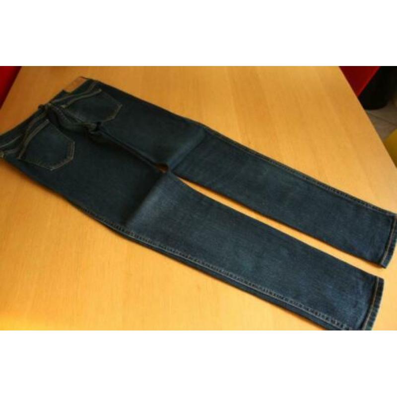 Donker blauwe jeans maat 25 lengte 30