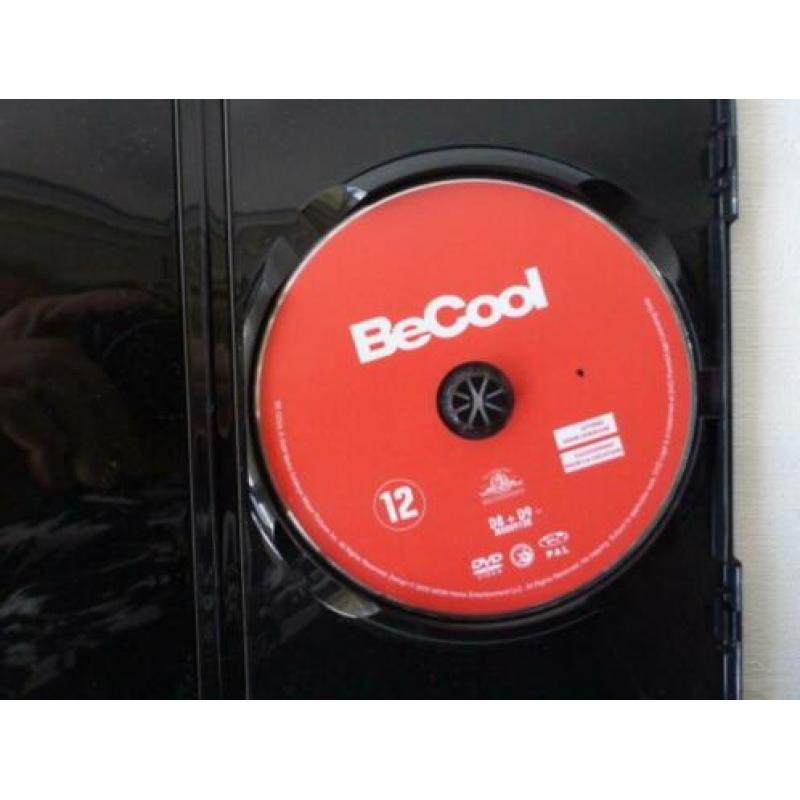 Becool 114 min komedie/thriller kw 12 john travolta uma thur