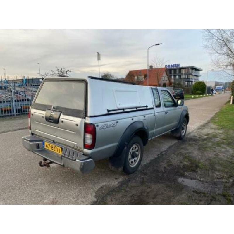 Nissan Pick-up 2.5 DTi King Cab Luxury 4X4 / Airco / Electri