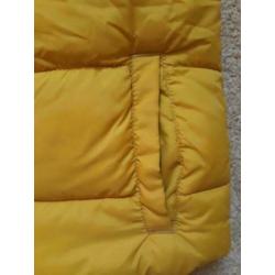 NIEUW gele BODYWARMER BODY WARMER capuchon 110 116