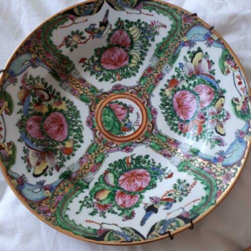 Te koop famille rose diepe schotel