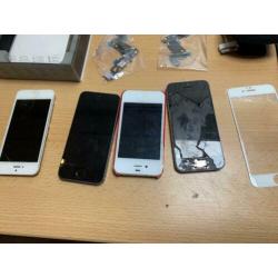 Partij oude Iphone's en onderdelen, car houders etc