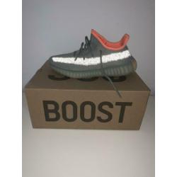Yeezy 350 v2 desert stage