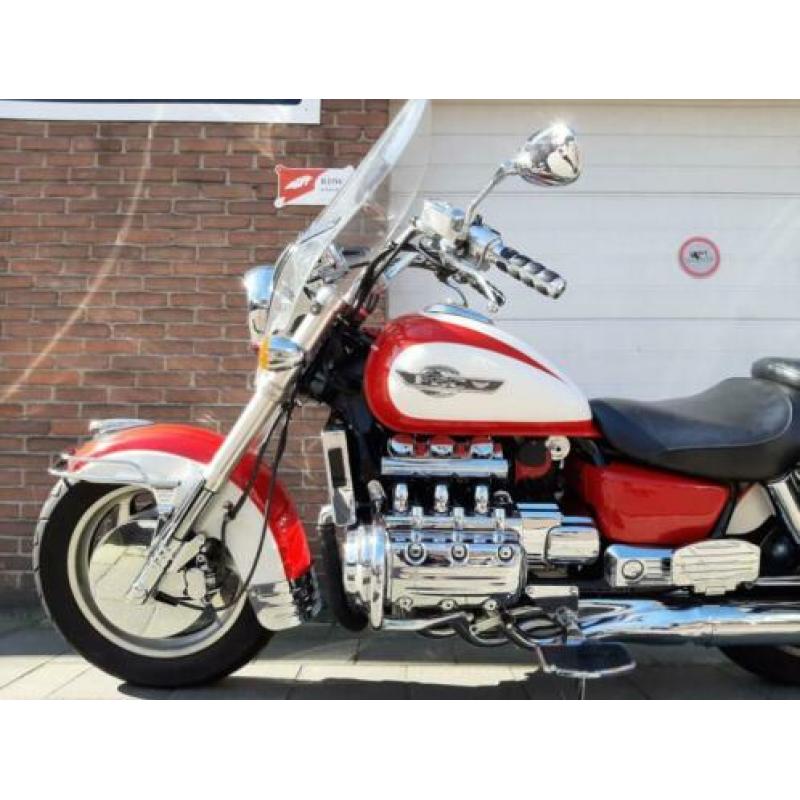 BOMVOLLE ! Honda VALKYRIE F6C ! 6 CILINDERS GL1500 GL 1500
