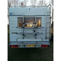 Zeldzame B534 Hymer met rondzit en hefbed