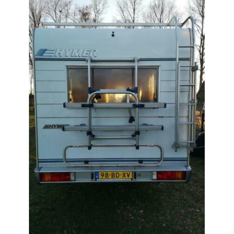 Zeldzame B534 Hymer met rondzit en hefbed