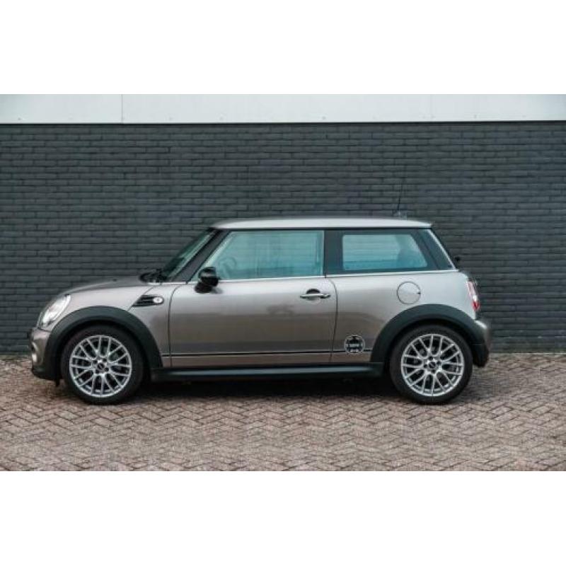 Mini 1.6 One Business Line | Navigatie | Klimaat + Cruise co