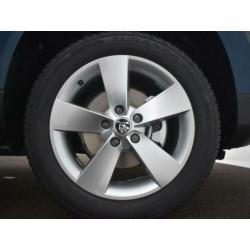 Skoda Karoq Business Edition 1.0 85 kW / 115 pk TSI SUV 6 ve