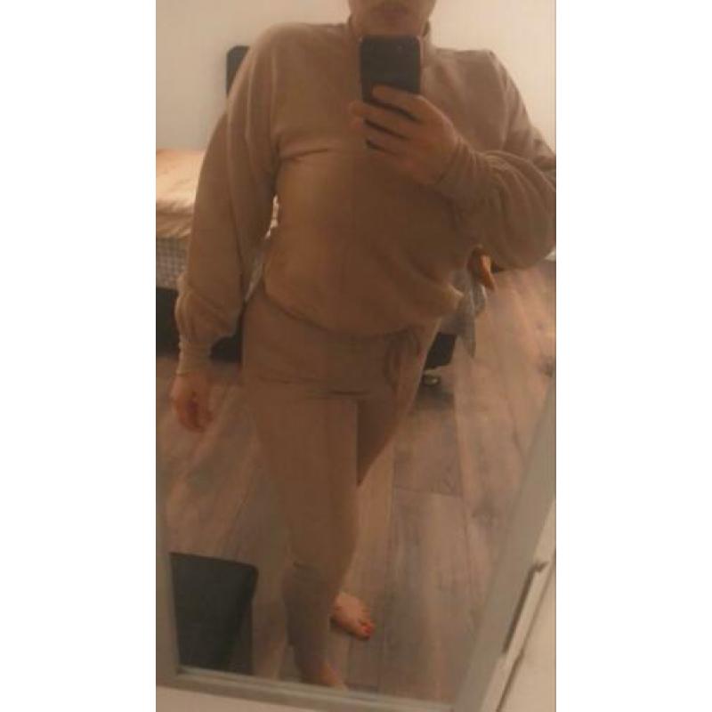Trainingspak boohoo maat 38