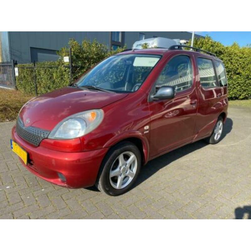 Toyota Yaris Verso 1.3-16V VVT-i Luna *113.000 NAP*