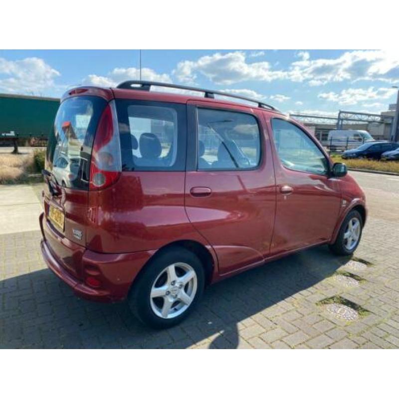 Toyota Yaris Verso 1.3-16V VVT-i Luna *113.000 NAP*