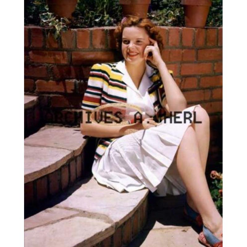 Judy Garland actress Wizard of Oz cast portrait photograph 8