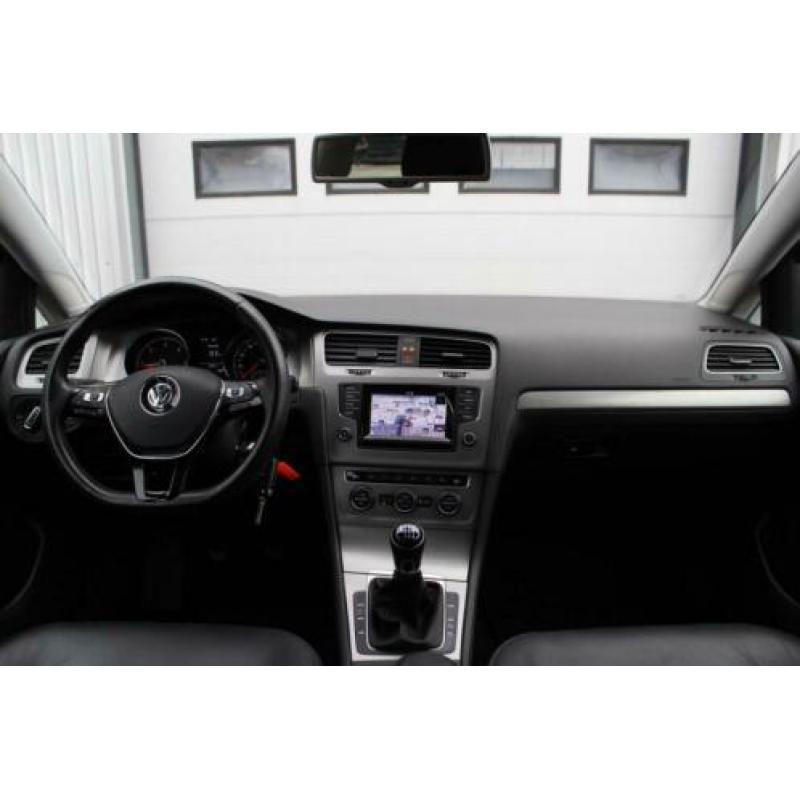 Volkswagen Golf 1.6 TDI*NAV*LEDER*TEL*STOELVER.*PDC*HAAK*CRU