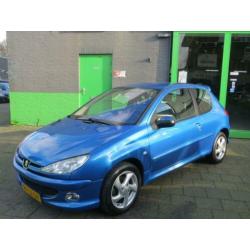 Peugeot 206 1.6-16V XS UNIEKE AANBIEDING LEES DE ADV. TEKST