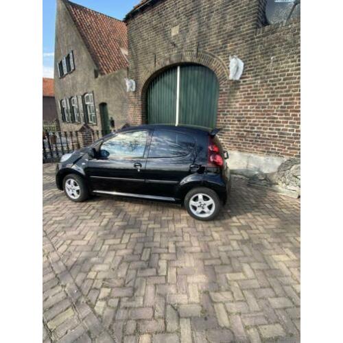 Peugeot 107 1.0 12V 5DR 2013 Zwart